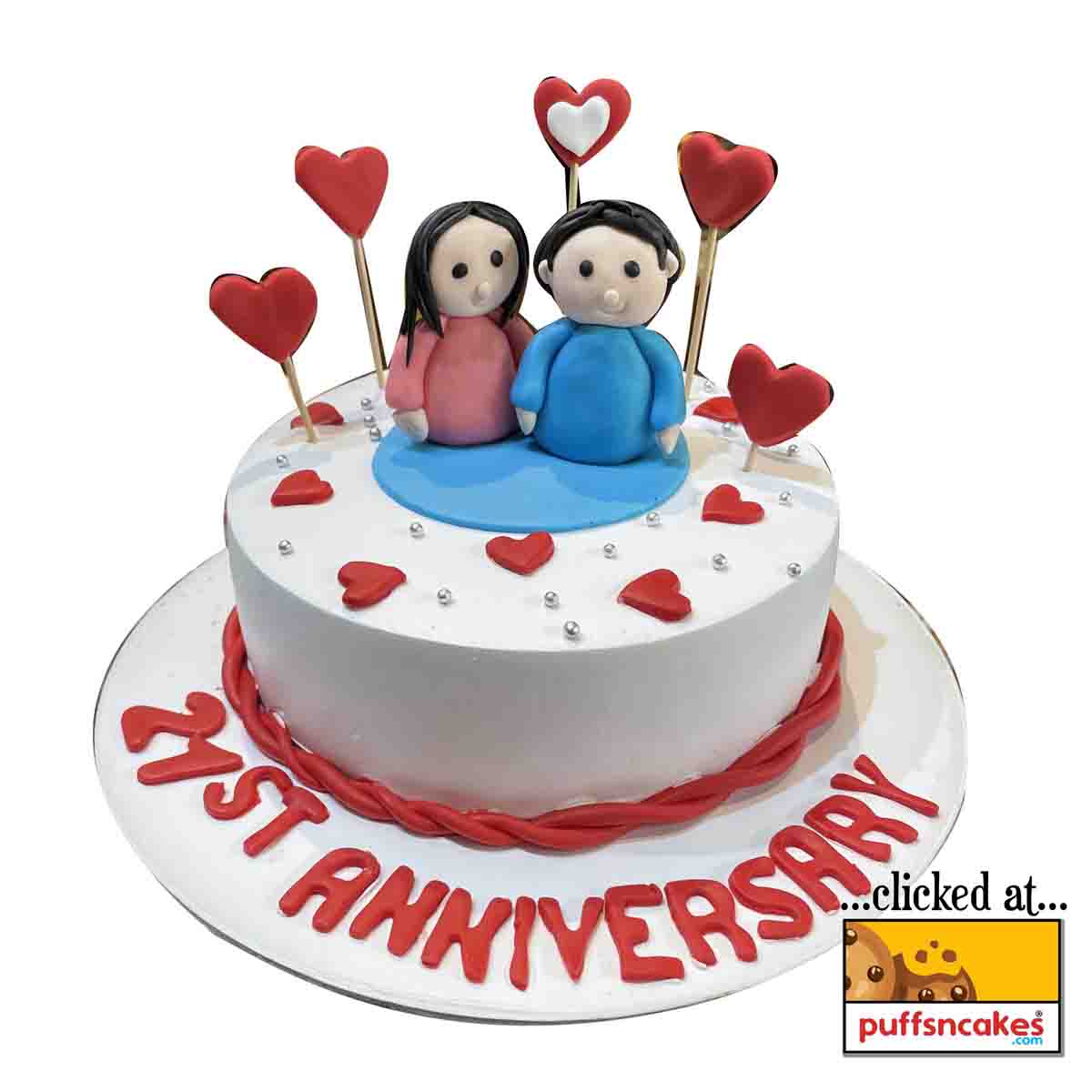 (1123) Cute Couple Anniversary Cake
